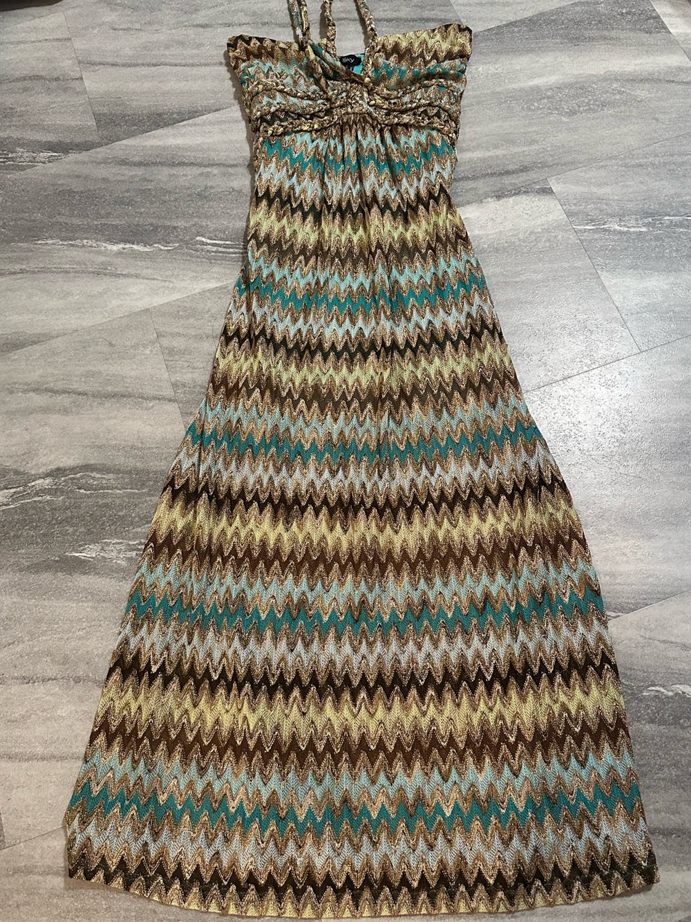 NWT Sky halter-neck chevron zigzag print maxi dress L